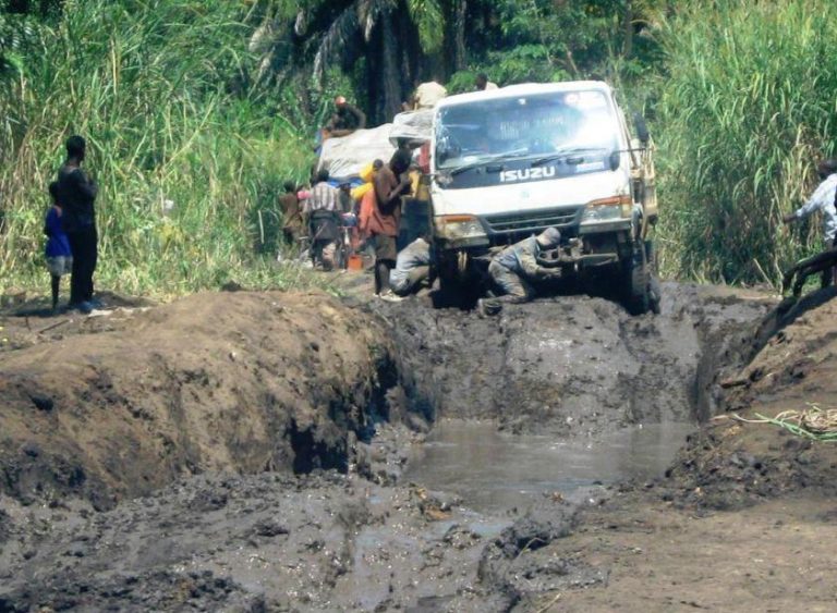 Route_delabree_au_sud_kivu
