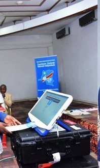 Couac à la CENI-RDC : La machine à voter fait des victimes