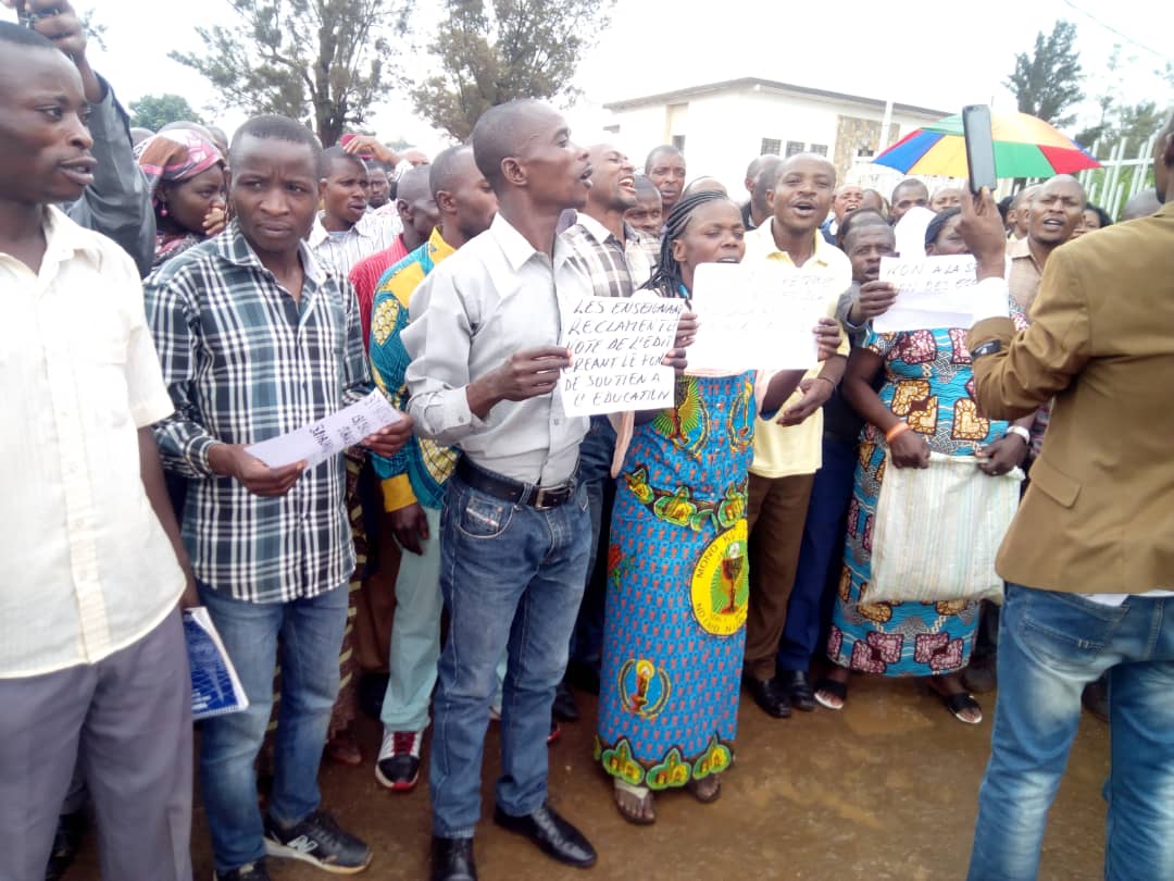 Bukavu: 5 enseignants blessés, leurs syndicalistes sont reçus par le gouverneur(situation à 12h30)