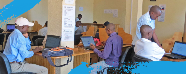 Cyber café image