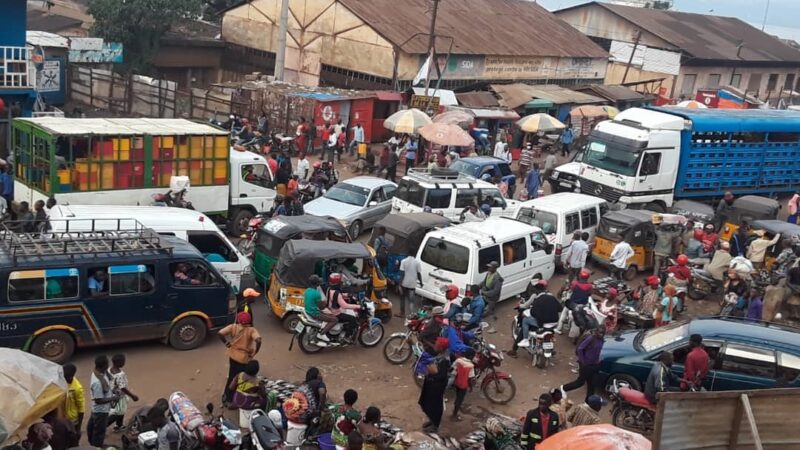 Bukavu: Le prix du transport en commun vient d’être fixé à 700fc la course par la commission constituée des membres de la Société civile, Mairie, ACCO et experts du ministère de L’économie