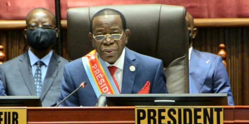 RDC : “Dès lors que l’Assemblée nationale dispose de deux juges à la Cour Constitutionnelle, il va de soi que l’unique poste restant soit proposé par le Sénat”, Bahati Lukwebo
