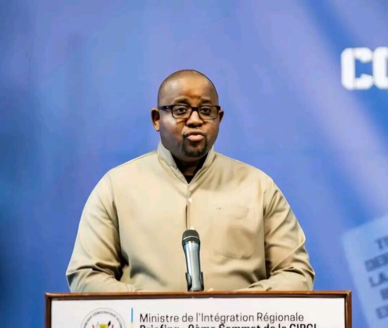 1785299881424
